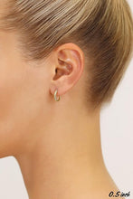 Load image into Gallery viewer, 14k Gold Hand Engraved Diamond-cut Round Hoop Earrings, (0.5 inch Diameter)