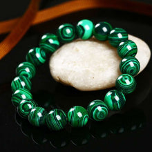 Laden Sie das Bild in den Galerie-Viewer, Green Malachite Men Bracelets &amp; Bangle for Women Crystal Charm Bracelet Buddhist beads Birthday Gift  Handmadebynepal   