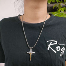 Indlæs billede til gallerivisning Real 925 Sterling Silver Catholic Cross Pendant Amulet Necklace Jesus Christ Jewelry for Men and Women  Handmadebynepal   