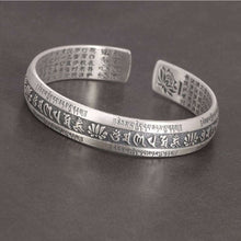 Indlæs billede til gallerivisning Handmadebynepal Real 999 Pure Silver Cuff Bangle Engraved Heart Sutra Six-character Mantra Retro Lovers Men and Women Bracelets Open Type  Handmadebynepal   