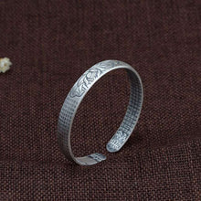 Carica l&#39;immagine nel visualizzatore di Gallery, Sterling Silver 999 Cuff Bracelet Bangle Women Men Lotus Mantra Heart Sutra Buddhist Jewelry  Handmadebynepal   