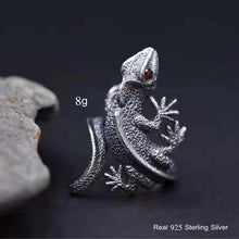 Afbeelding in Gallery-weergave laden, handmadebynepal 925 Sterling Silver Male Finger Ring Gray Lizard Red Crystal Stone Animal Unique Rock Punk Jewelry Ring for Men Women  Handmadebynepal   
