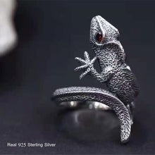 Load image into Gallery viewer, handmadebynepal 925 Sterling Silver Male Finger Ring Gray Lizard Red Crystal Stone Animal Unique Rock Punk Jewelry Ring for Men Women  Handmadebynepal   