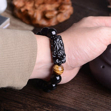 Laden Sie das Bild in den Galerie-Viewer, handmadebynepal 12mm Beads Natural Obsidian Pixiu Bracelet for Men Tiger Eye Stone Bead Bracelet Couple  Charm Bracelet Jewelry  Handmadebynepal   