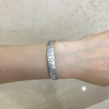 Load image into Gallery viewer, Sterling Silver 999 Cuff Bracelet Bangle Women Men Lotus Mantra Heart Sutra Buddhist Jewelry  Handmadebynepal   