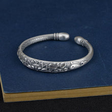 画像をギャラリービューアに読み込む, Handmadebynepal Tibetan Six Words Mantra Vintage Silver Bangles for Women Openable Fish Lotus Buddhist Jewelry Pure Silver S990 Retro Bracelet.  Handmadebynepal   