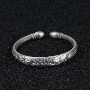 Handmadebynepal Tibetan Six Words Mantra Vintage Silver Bangles for Women Openable Fish Lotus Buddhist Jewelry Pure Silver S990 Retro Bracelet.  Handmadebynepal   